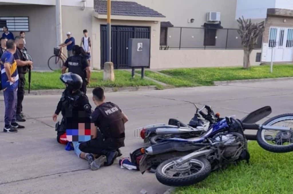 Santa Fe: motochorros fueron perseguidos por policías tras protagonizar un robo