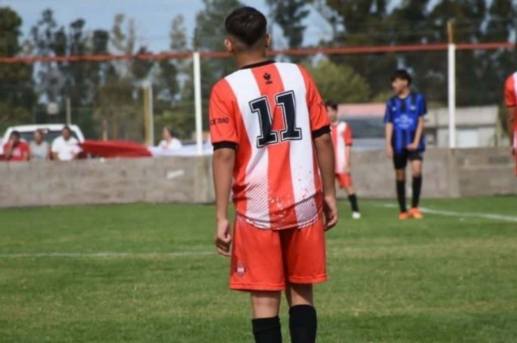 Conmoción en el club Independiente de San Cayetano: murió joven futbolista de 14 años
