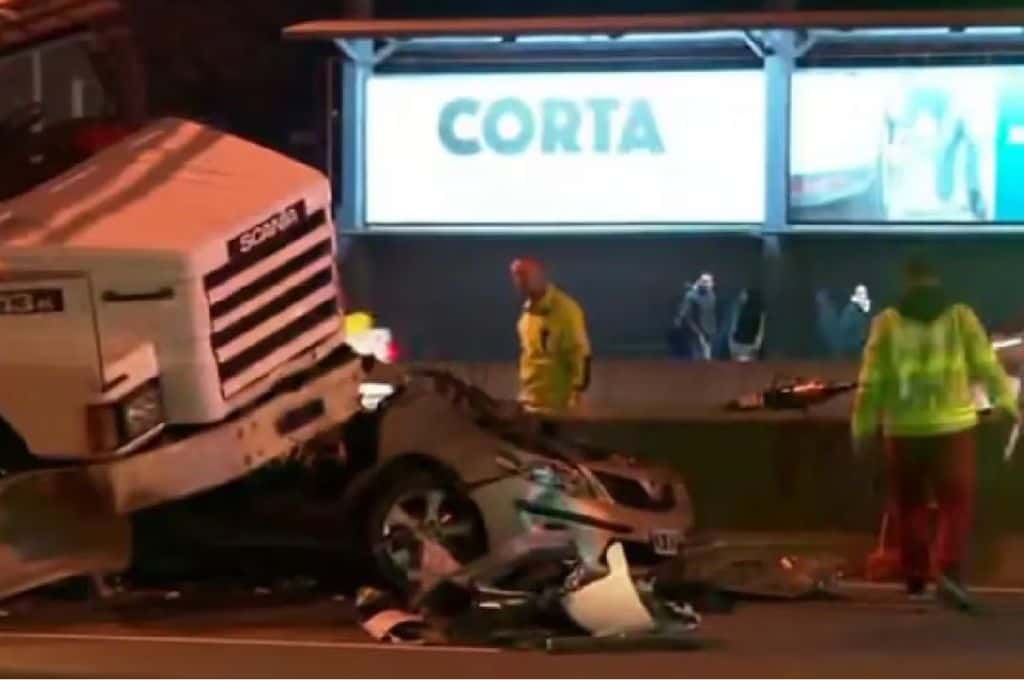 Tragedia en la Panamericana: tres muertos tras chocar un camión con dos autos