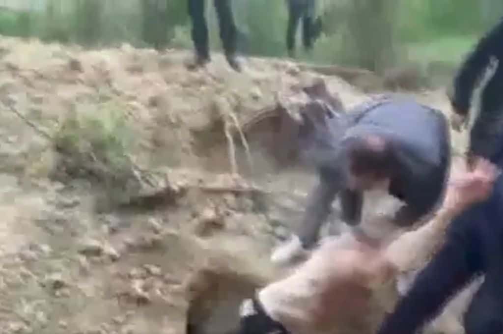 Moldavia: rescataron con vida a un hombre que estuvo enterrado por cuatro días