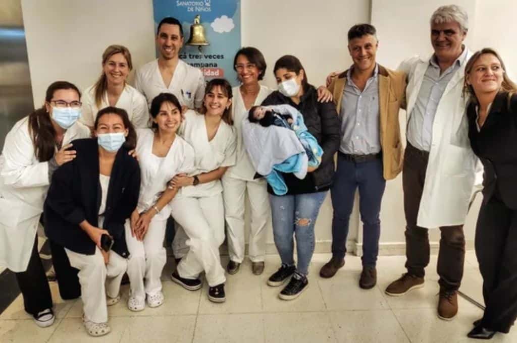 Inédito: médicos rosarinos realizaron un exitoso trasplante hepático a un bebé prematuro