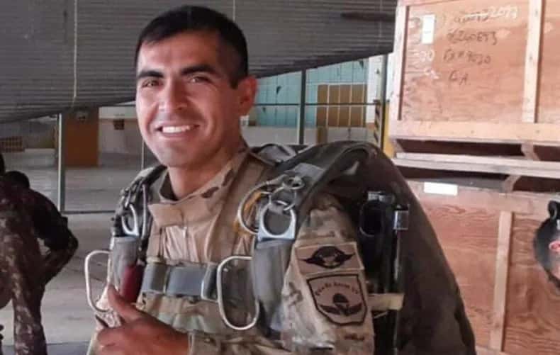 Tragedia en Córdoba: un sargento del Ejército murió tras una falla en su paracaídas durante un entrenamiento
