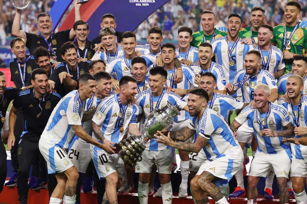 La Selección Argentina se consagró bicampeón de la Copa América y estallaron los memes