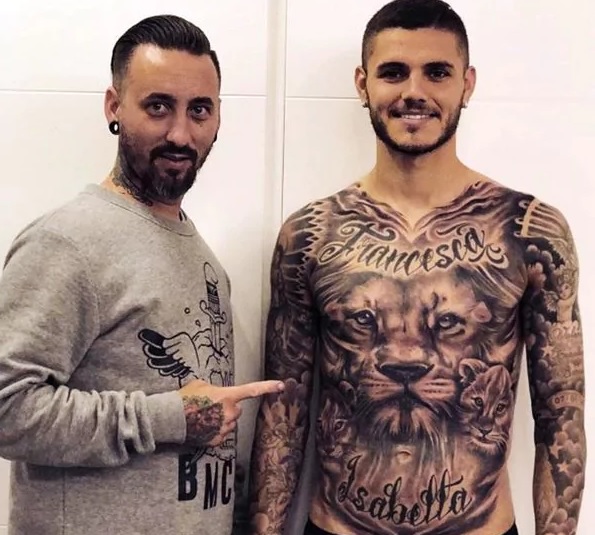Mauro Icardi se realizó un tatuaje enorme dedicado a sus hijas
