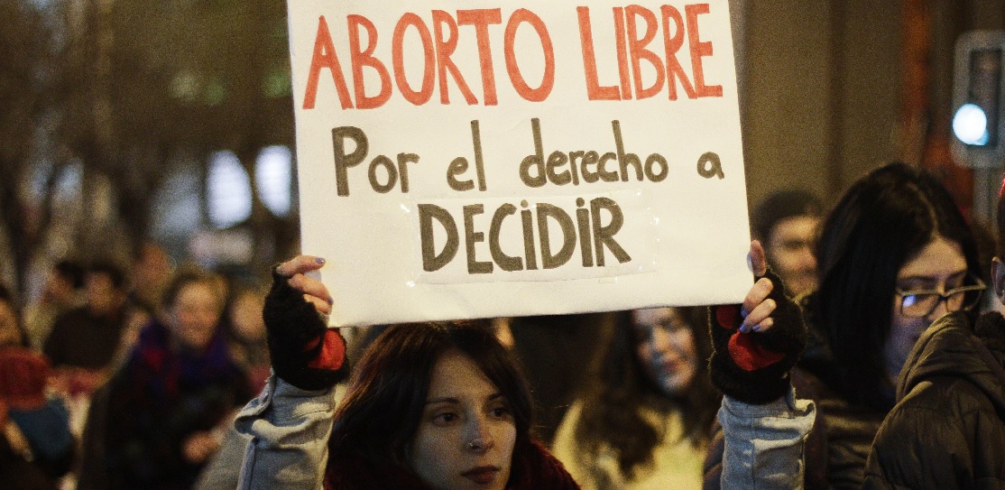 Más de 23.000 mujeres mueren al año por abortos clandestinos