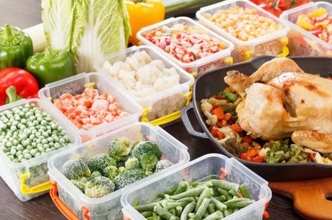 ¿Frescos o congelados? Cuál es la mejor manera de aprovechar los nutrientes y conservar alimentos