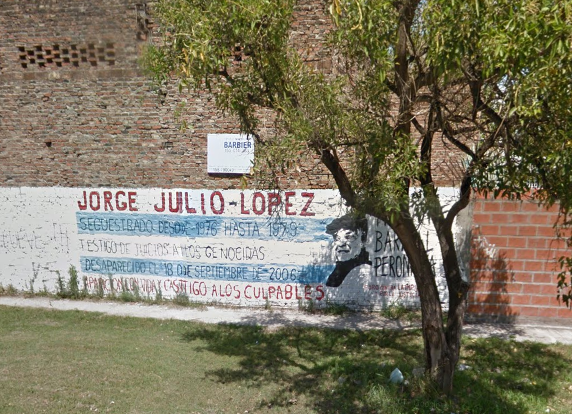 Restauran el mural de Julio López frente al Parque Federal