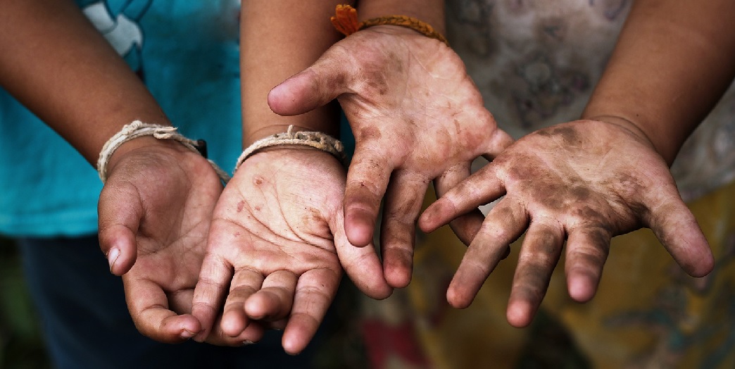 Son 715.484 los niños que trabajan en el país
