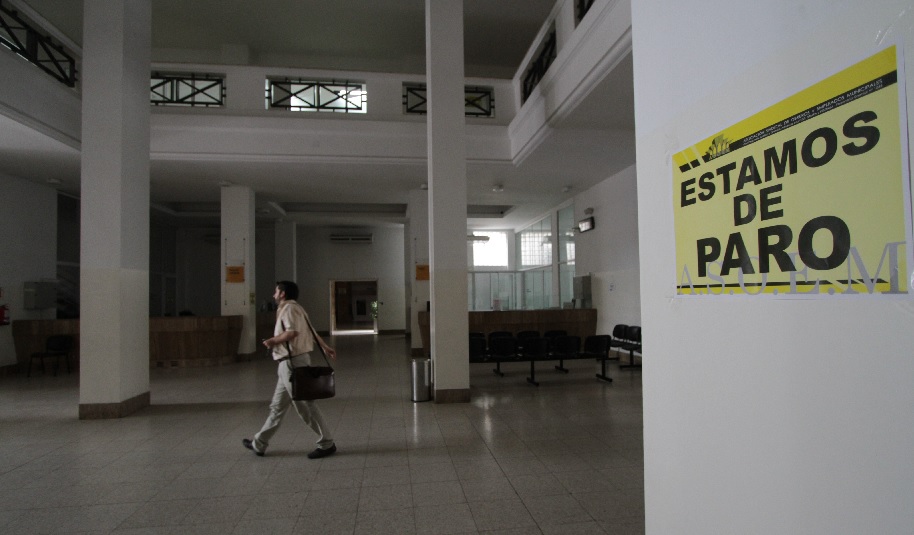 Municipales inician un paro de dos días