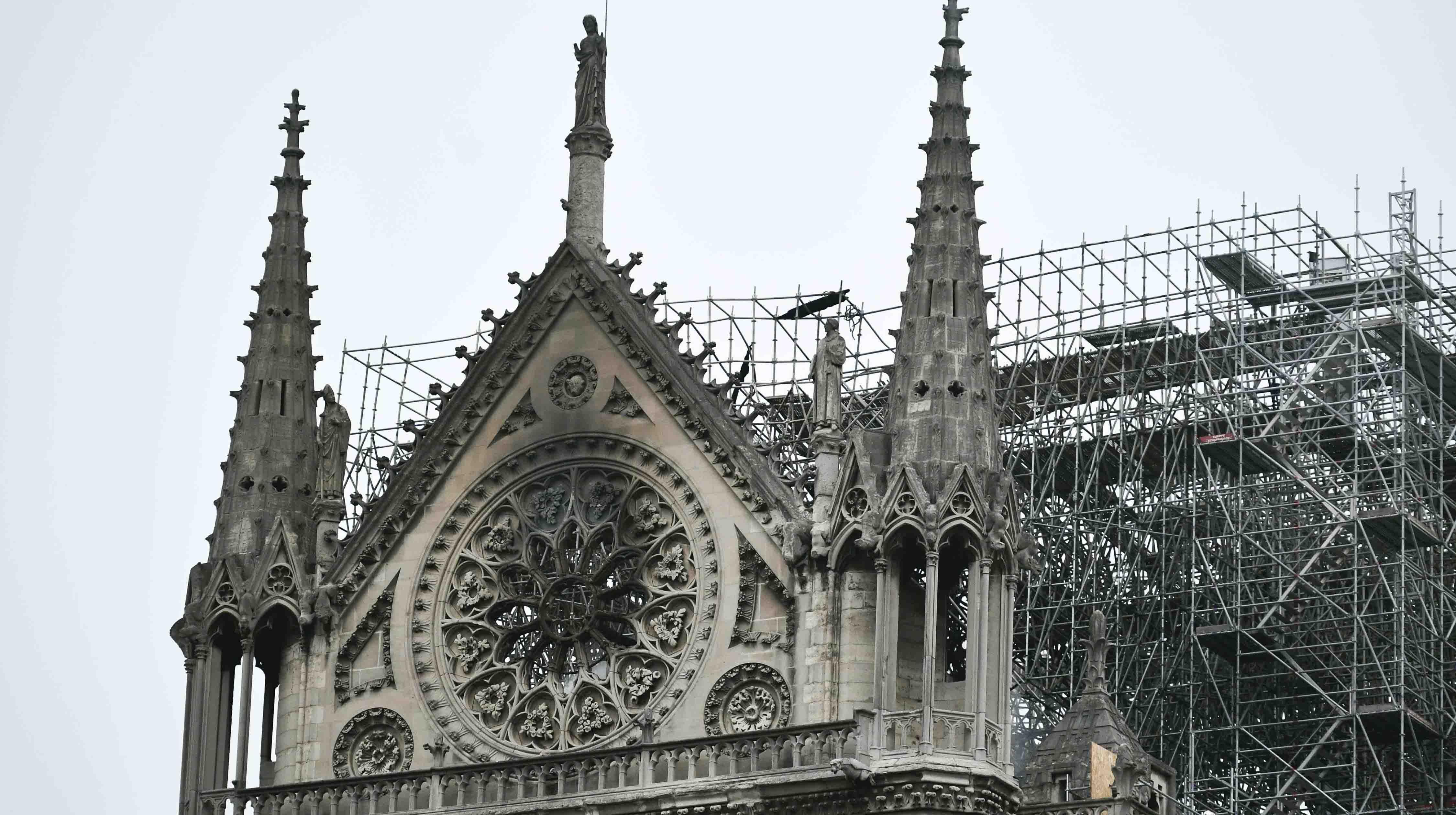 Catedral de Notre Dame: Tras el desastre hay dudas sobre la resistencia de la estructura