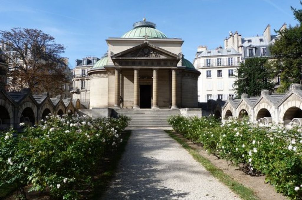 París: encuentran en una iglesia 500 personas ejecutadas en la guillotina durante la Revolución Francesa