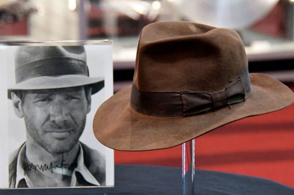 Pagan $300.000 por sombrero que usó H. Ford en Indiana Jones