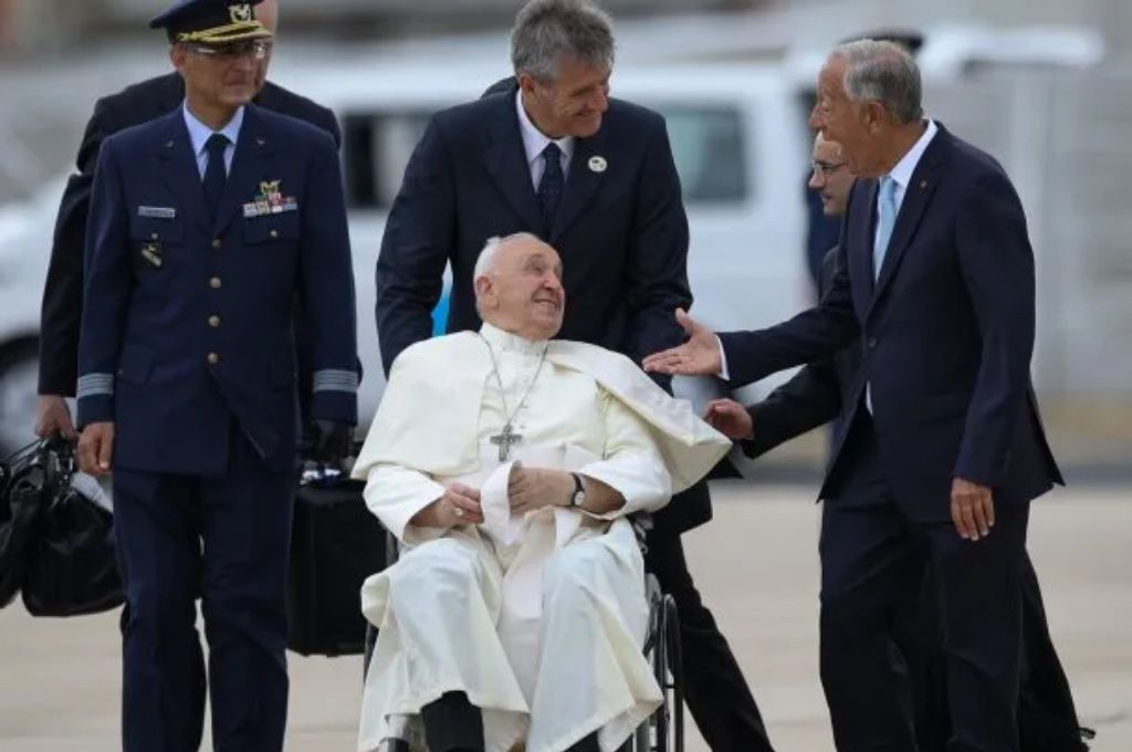 Llegó el papa Francisco a Portugal para participar en la Jornada