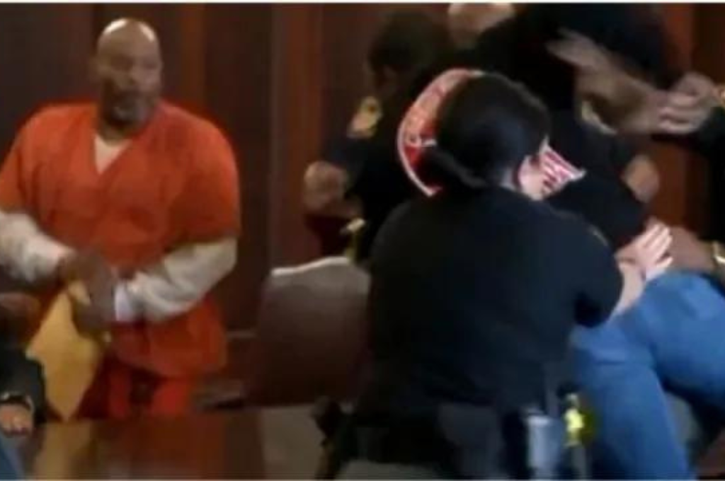 En Pleno Juicio Dos Hermanos Golpearon Brutalmente Al Asesino De Su