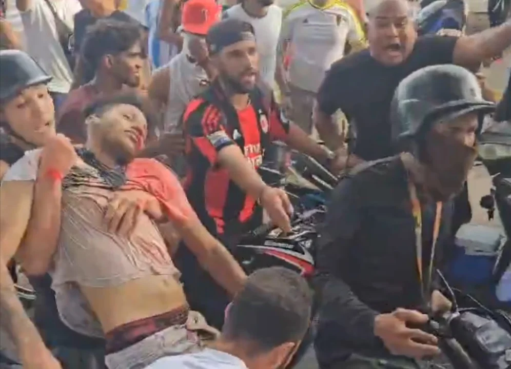 Un estudiante venezolano murió de un balazo en medio de las protestas