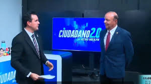 El conductor del Canal 66 de México estaba transmitiendo en vivo al conocer la noticia.