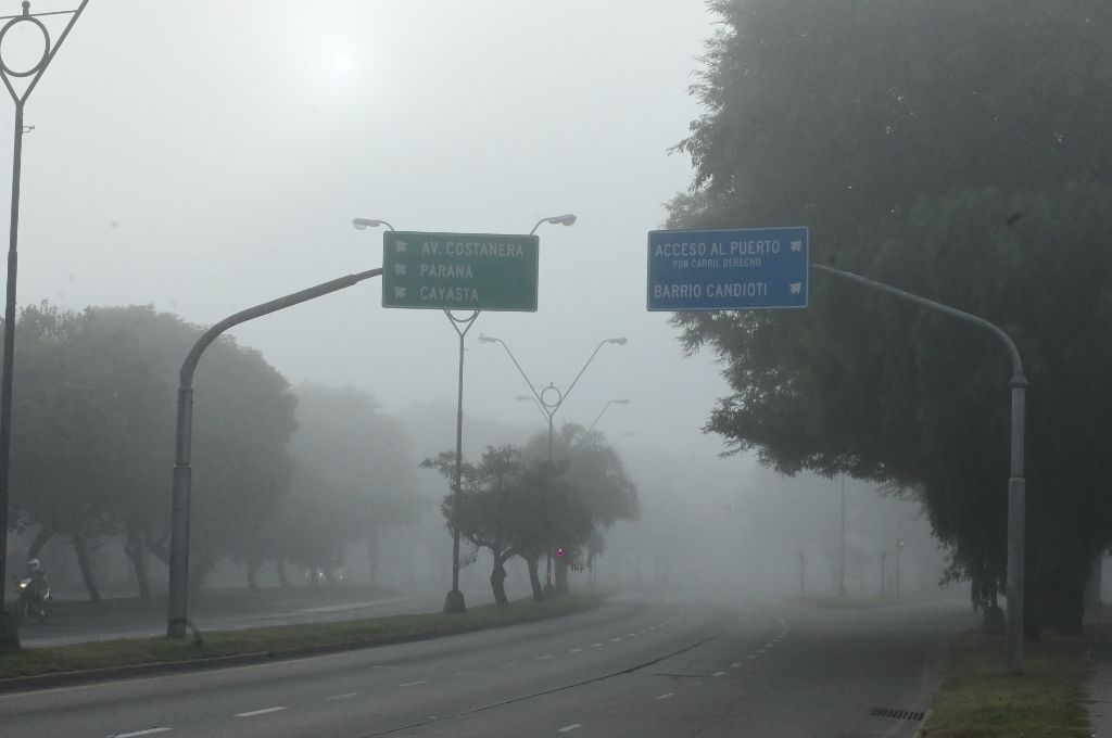 Lunes frío y con cielo algo nublado en la ciudad de Santa Fe