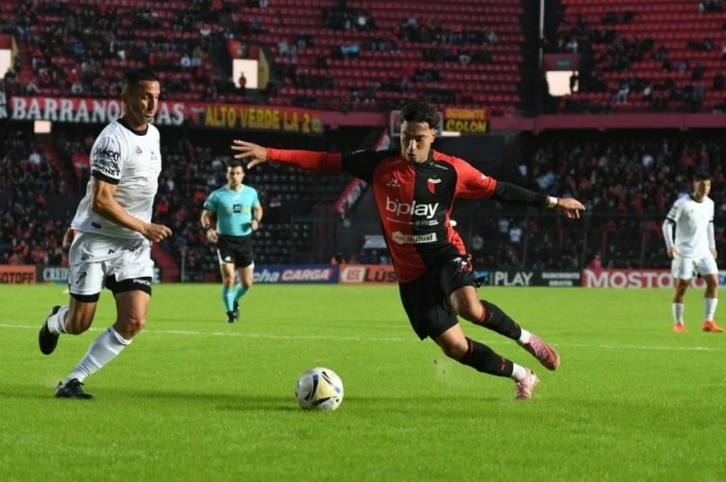 Colón le ganó a All Boys en el Brigadier López