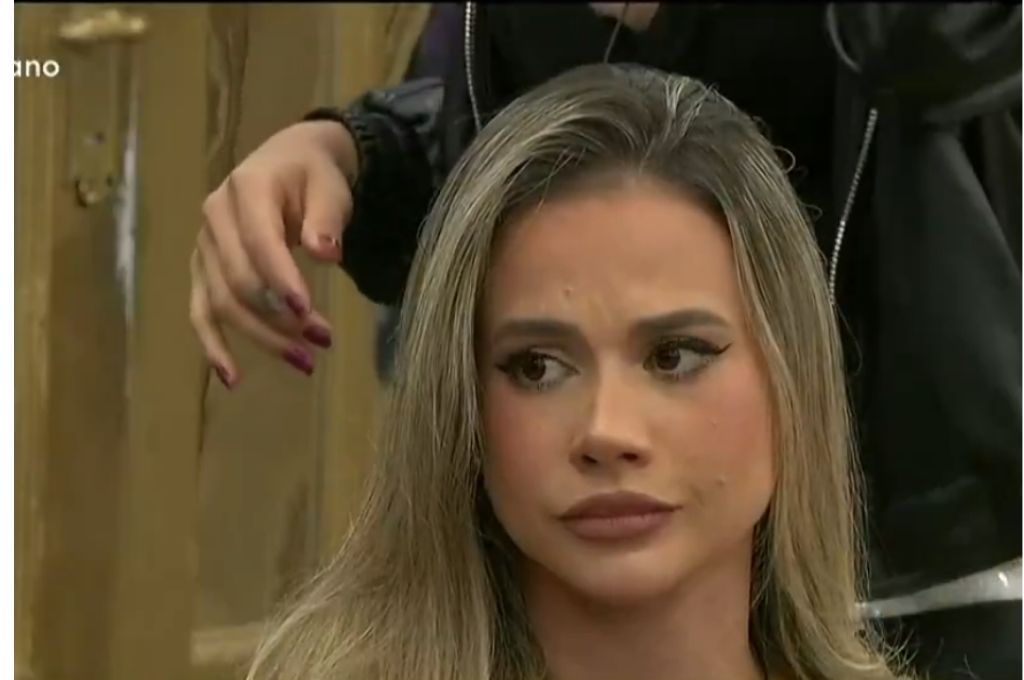 Tras dar información del exterior, Cinzia fue sancionada por Gran Hermano y quedó nuevamente nominada