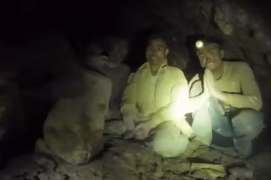 Encontraron con vida a cinco buscadores de oro que habían quedado atrapados en una cueva en Laos