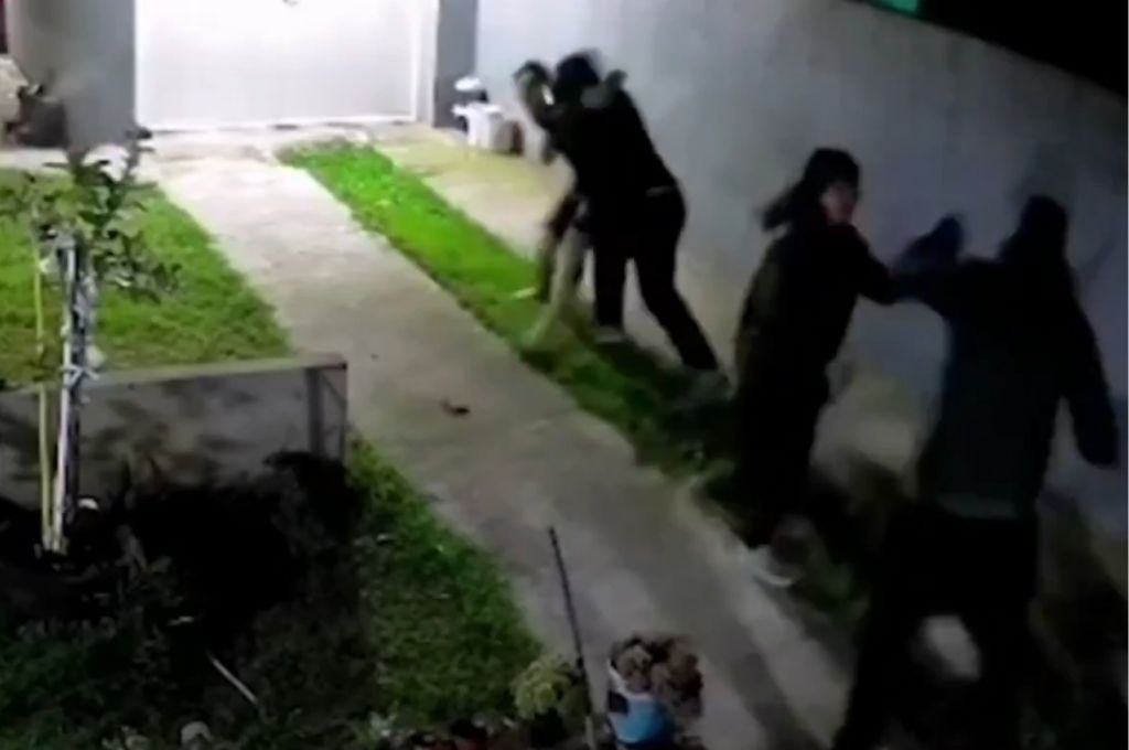 Santa Clara del Mar: intentaron en una casa, los dueños los enfrentaron y los echaron a patadas