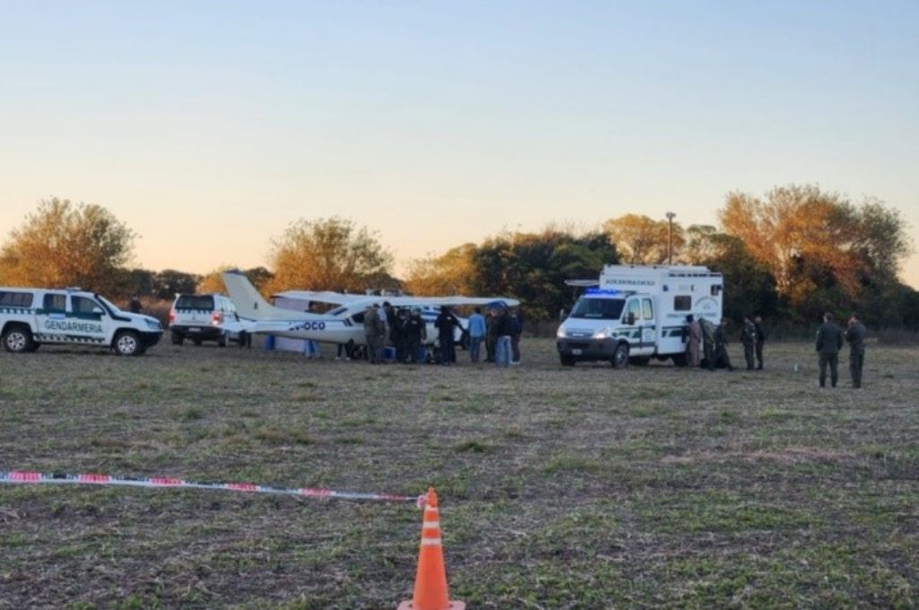 Hallaron una avioneta con 400 kilos de cocaína en la zona rural de Villa Eloísa