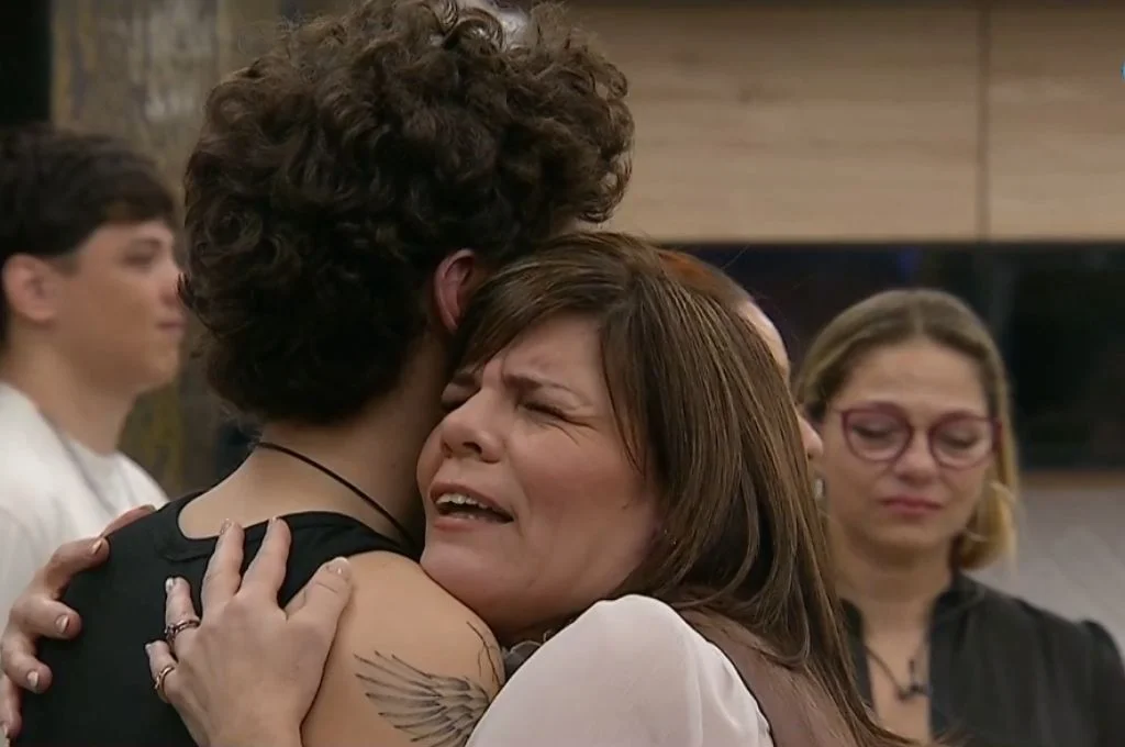Te amo, hijo mío": la mamá de Juanicar ingresó a la casa de Gran Hermano y emocionó con sus palabras