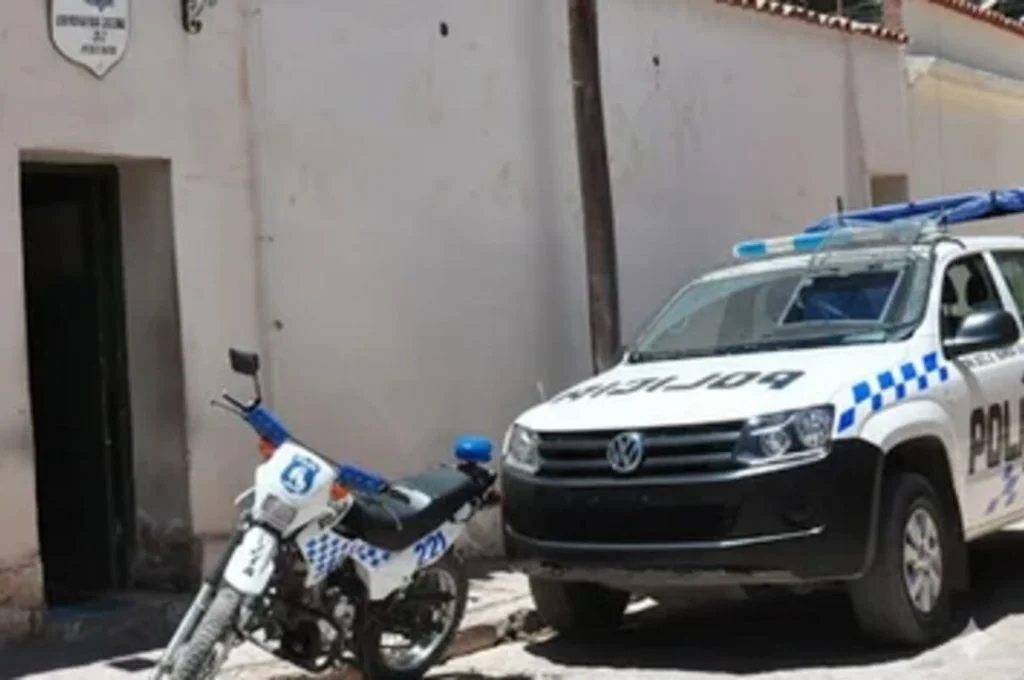 Jujuy: un mujer discutió con sus hijas de 15 y 18 años e intentó incendiar la casa con ellas adentro