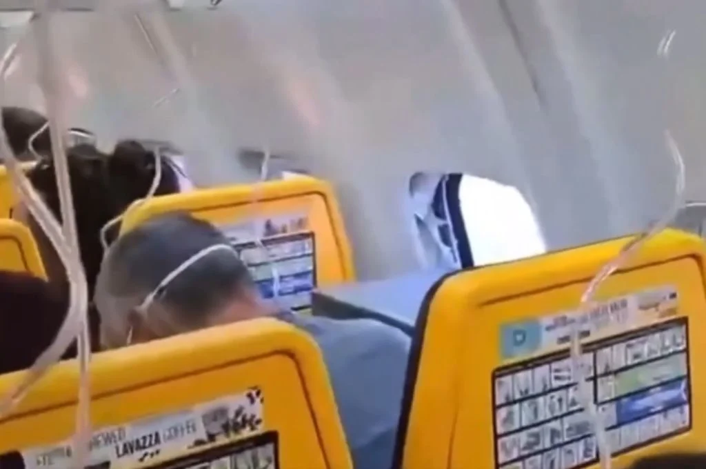 Susto en un vuelo hacia Alemania: se rompió una ventanilla y succionó parcialmente a un pasajero